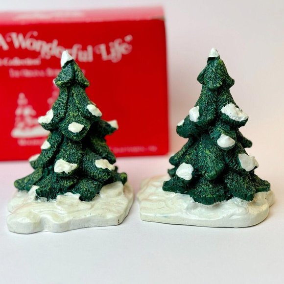 cape craftsmen inc Holiday Its A Wonderful Life Molded Poly Tree